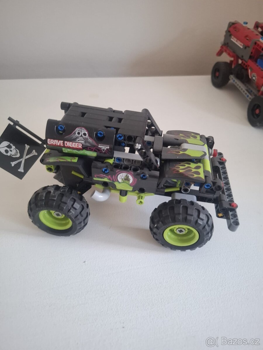 Prodám sestavené LEGO - 6