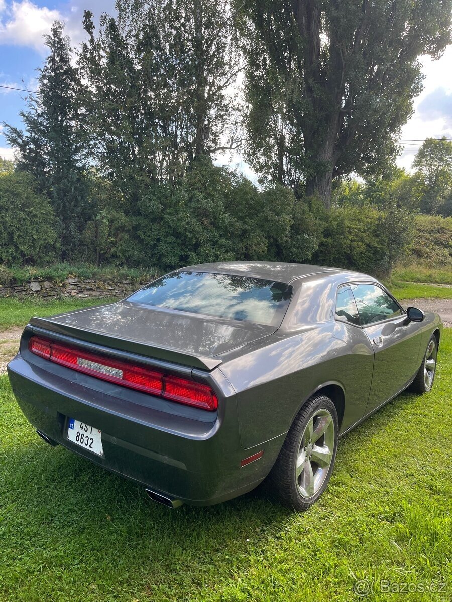 PRODÁM DODGE CHALLENGER 3.6, NOVÝ V ČR - 6