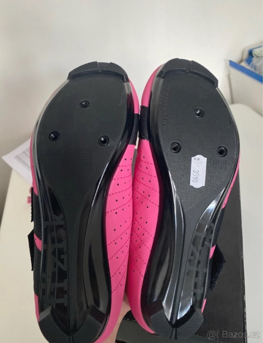 Dámské cyklistické tretry fi’zi:k tempo powerstrap r5 - 6