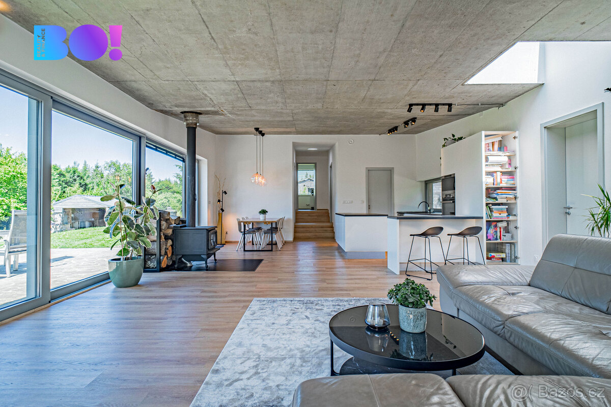 Prodej vily 196 m², pozemek 6 428 m², Na Trojáku, Rajnochovi - 6