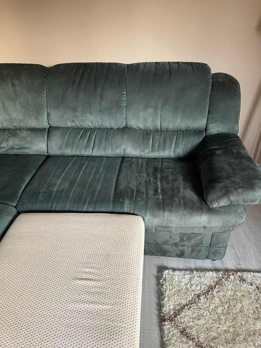 Kvalitní,zánovní,rohová,rozkládací+taburet.SLEVA možná - 6