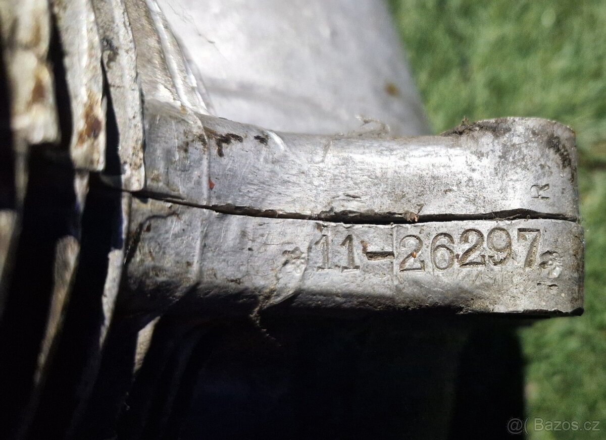 Jawa 250 pérák - 6