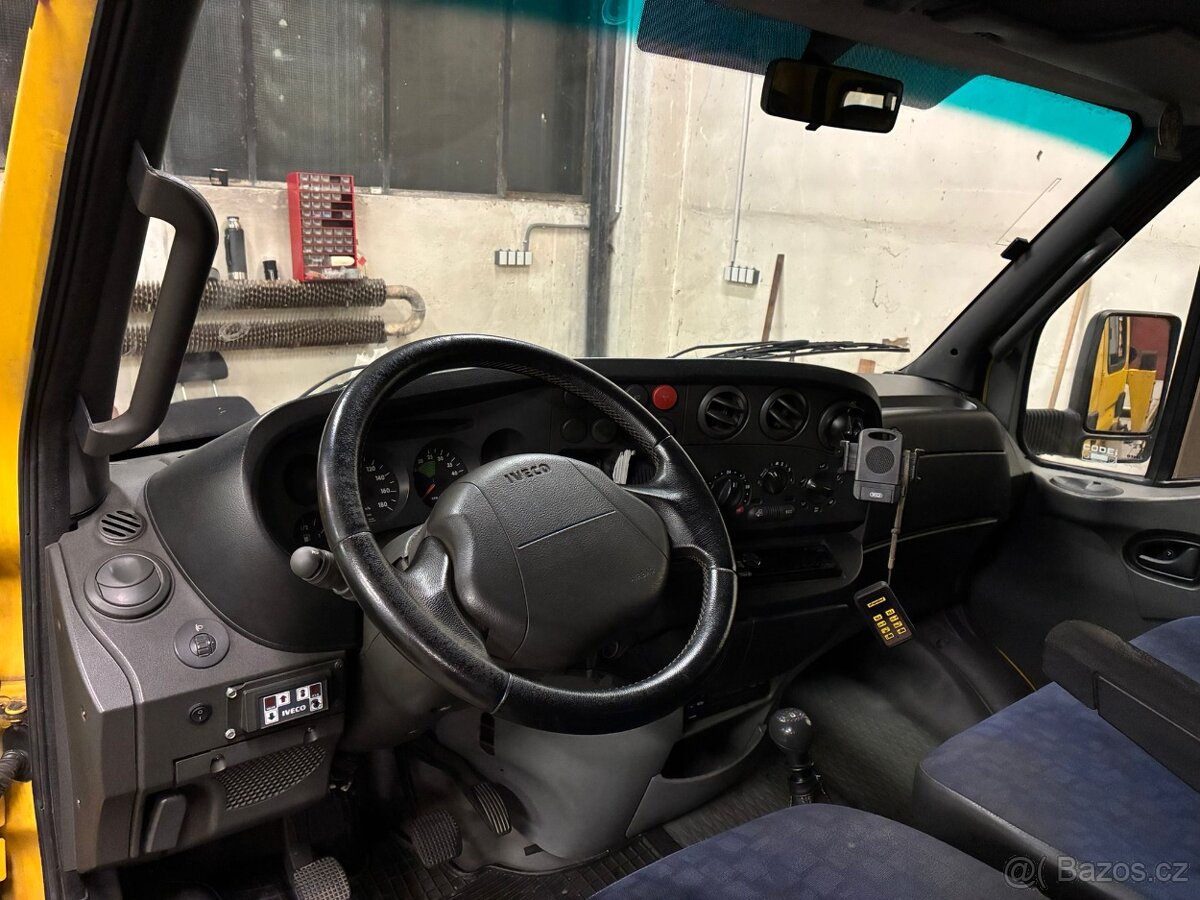Odtahový speciál IVECO Daily - 6
