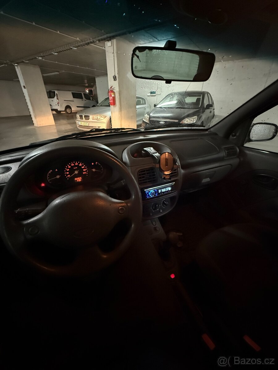 Renault Clio 1.2 43 kW - 6