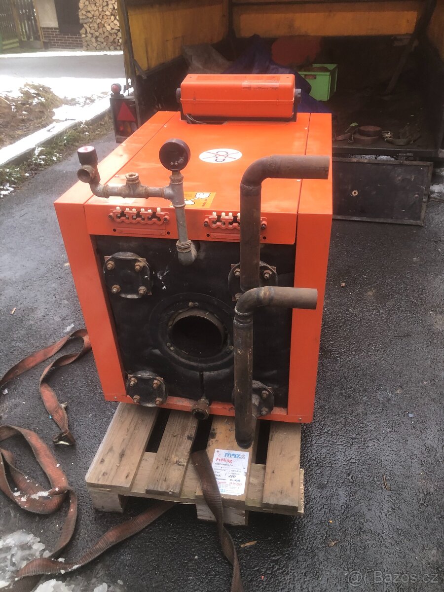 Prodám kotel na olej 29 -34 Kw - 6