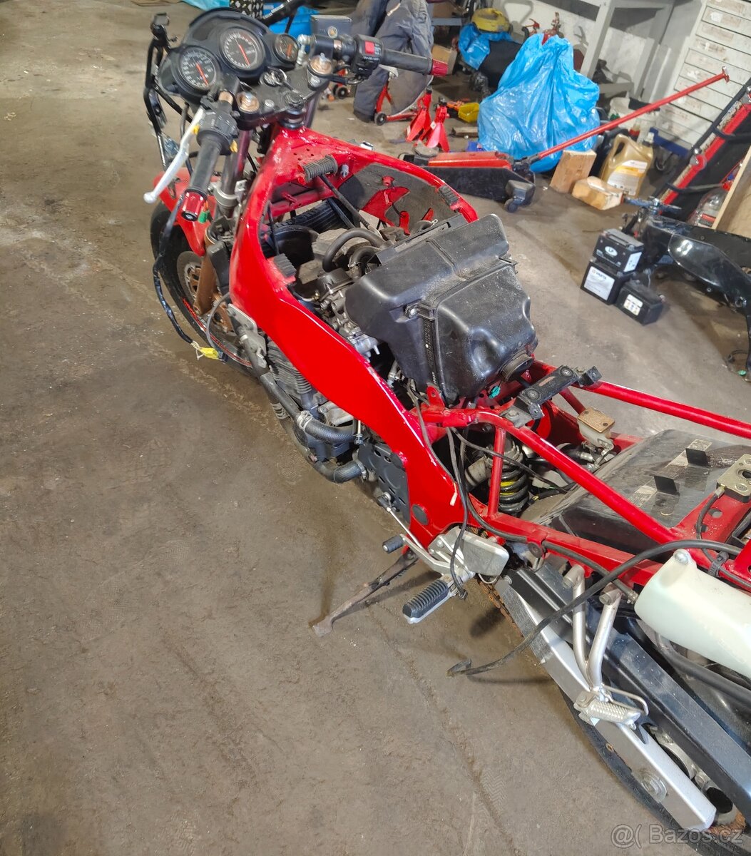 Suzuki rf600,900 všechny díly - 6