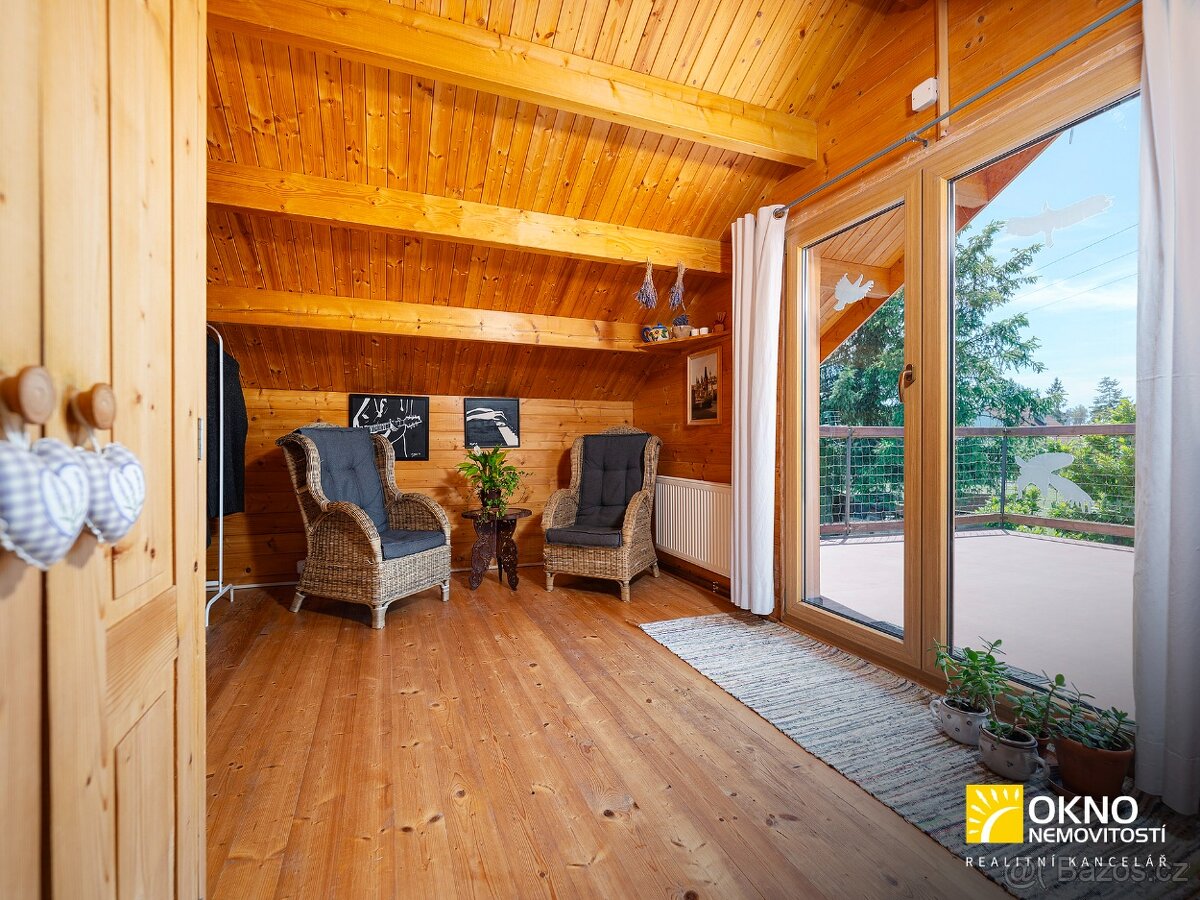 Dům s pěknou zahradou na okraji obce - 6