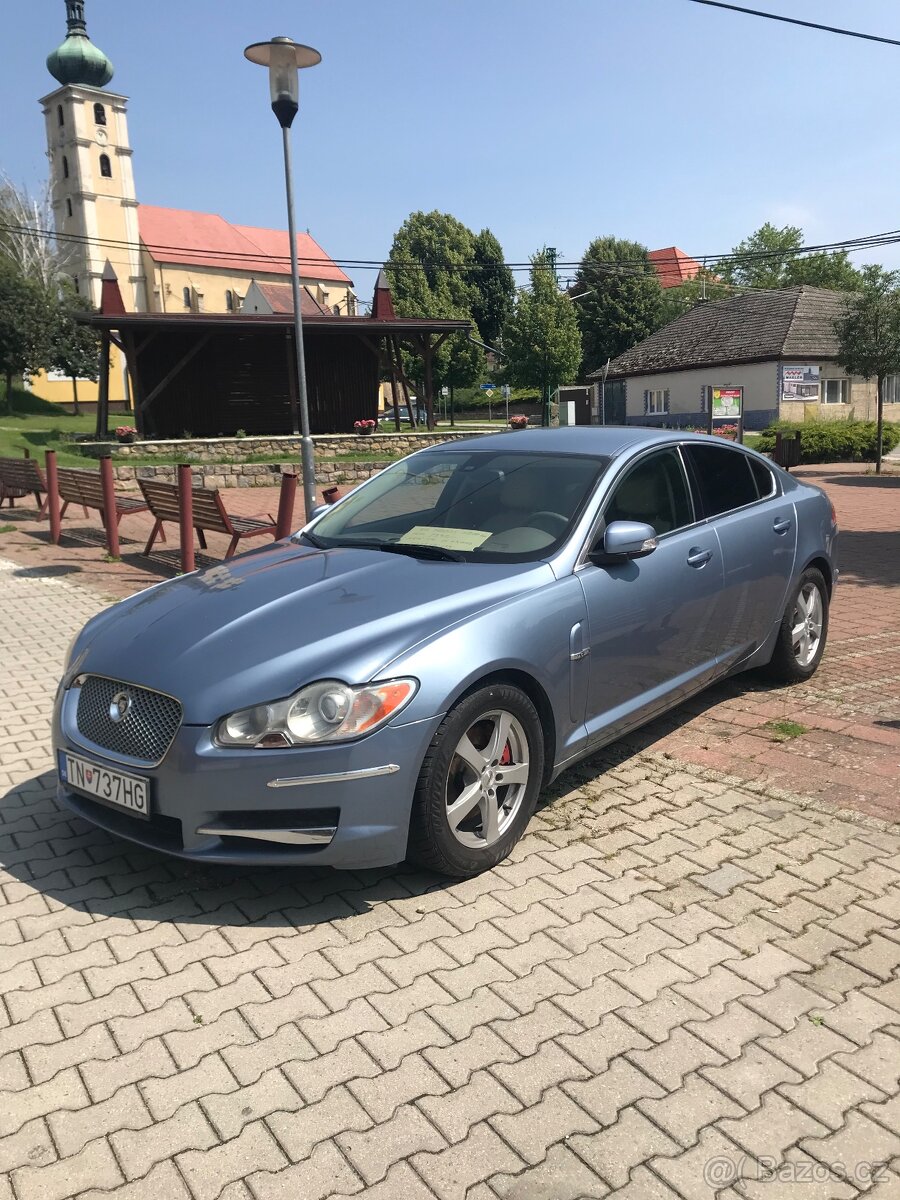 Predám Jaguár XF 2,7 diesel - 6