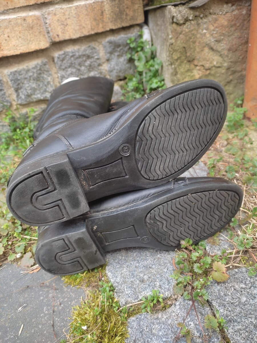 Vysoké jezdecké boty z italské kůže na širší lýtko - 6