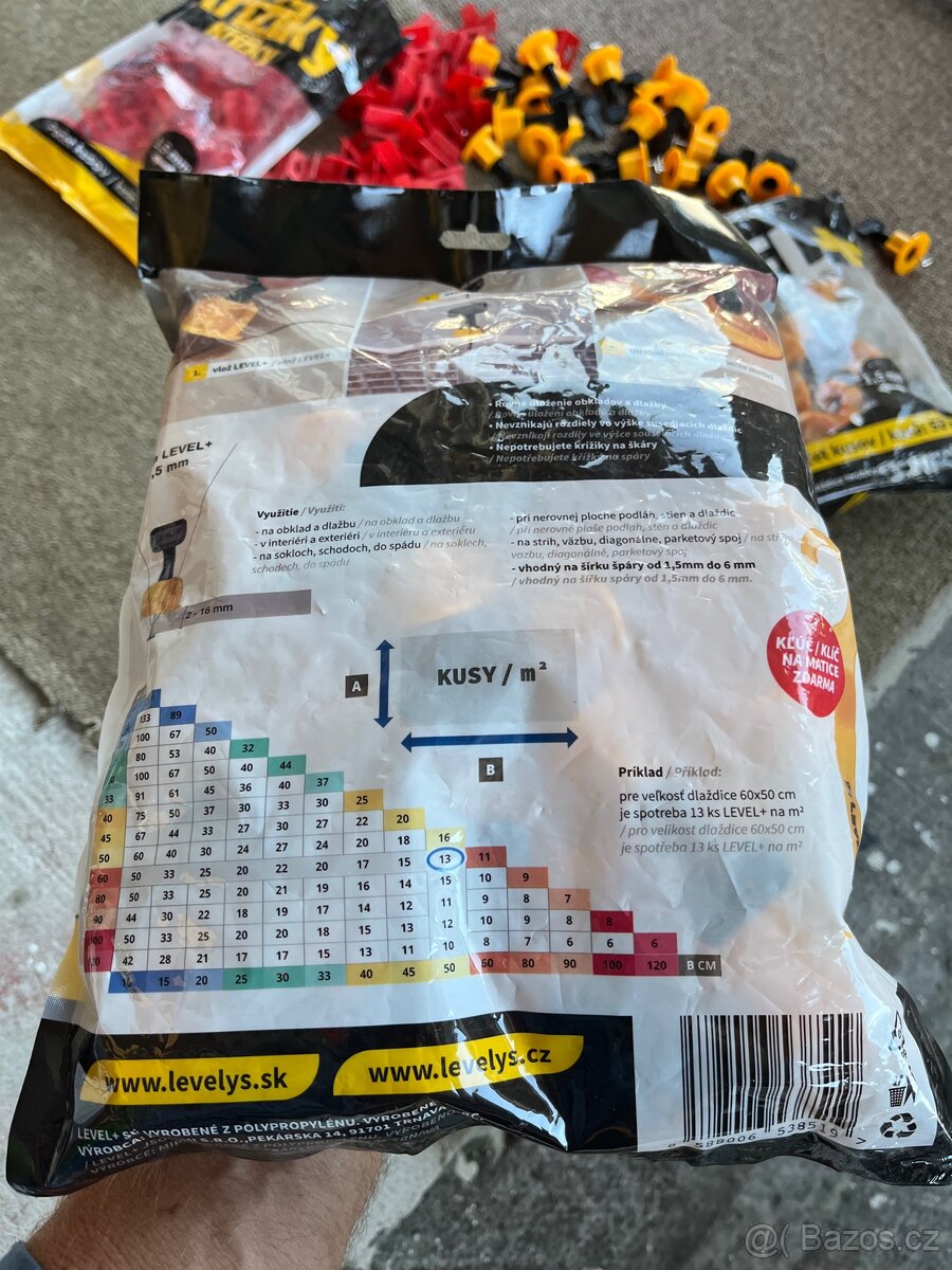 nivelační křížky sada 90 ks Level + - 6