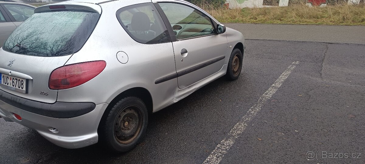 Prodám Peugeot 206 1.4 2005 - 6