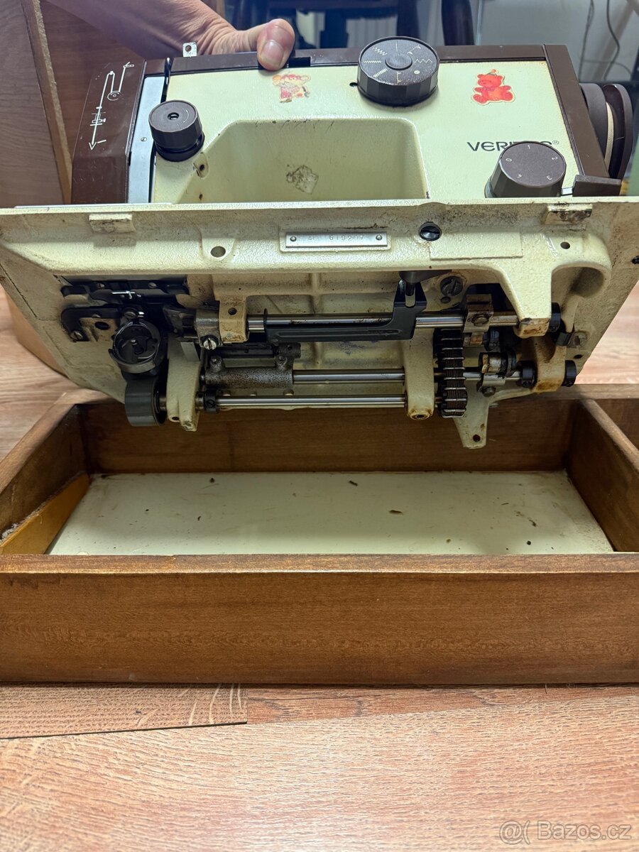 Šicí stroj VERITA - 6