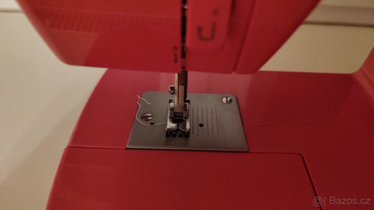 Singer SIMPLE 3223 Šicí stroj. - 6