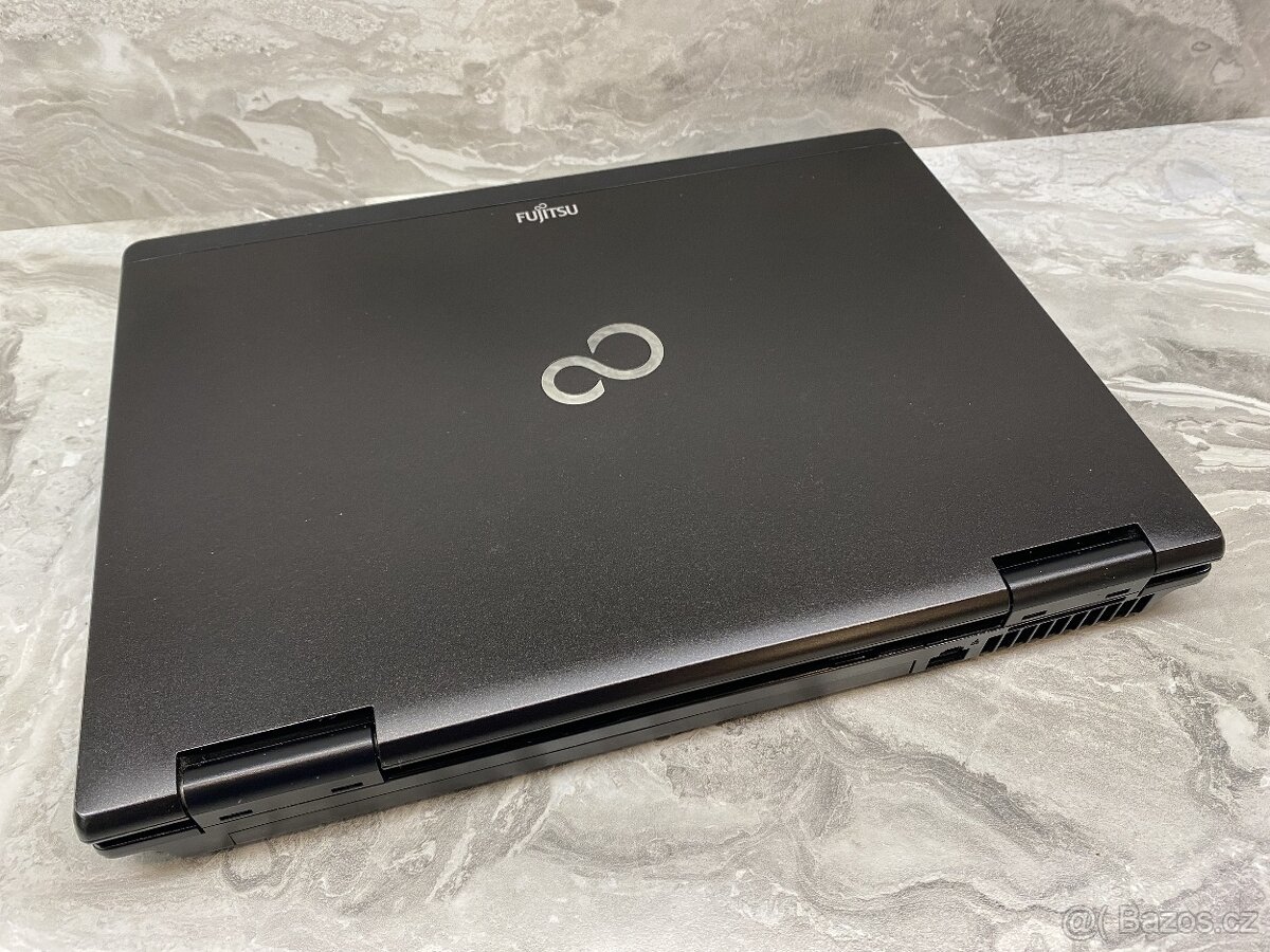💻 Fujitsu LIFEBOOK S782: Japonská preciznost s CPU i7 - 6