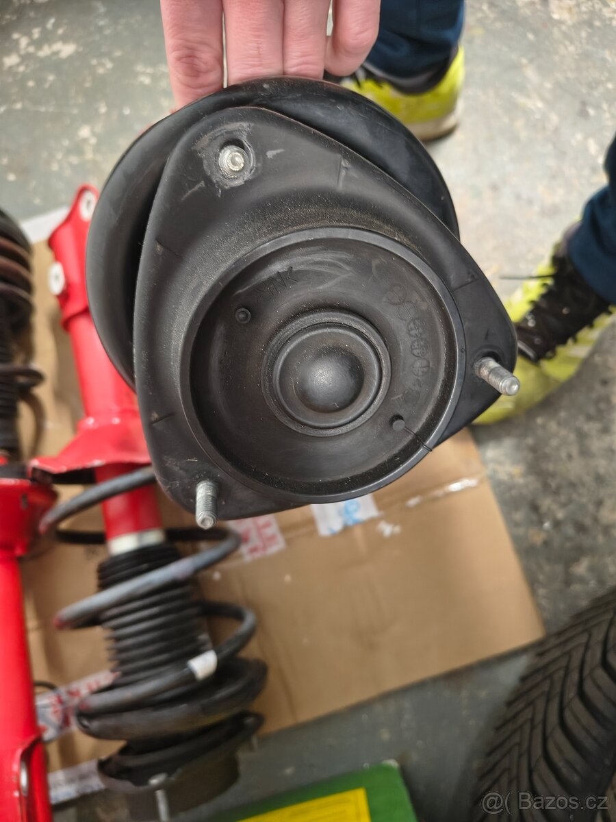 Subaru Impreza gc Sti podvozek - 6