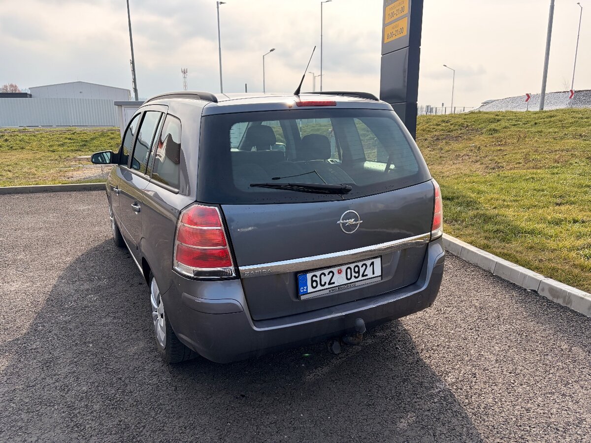 Opel Zafira 1.8 103kW - 6