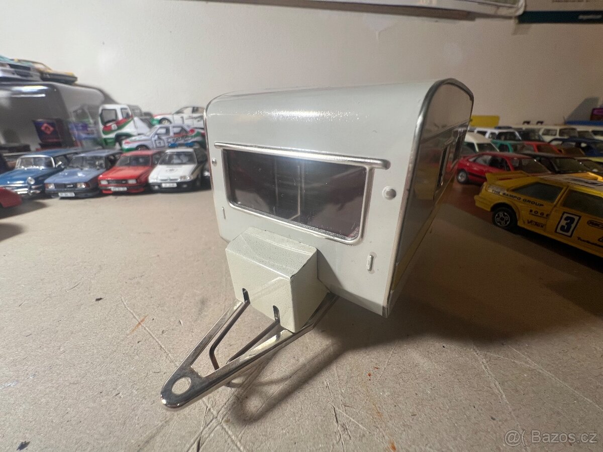 Karavan Kovap - 6