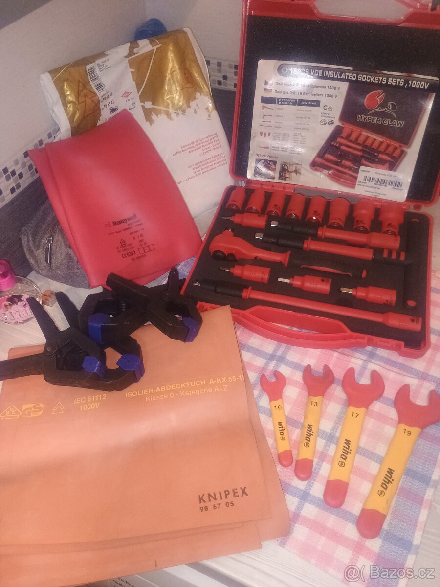 Sada pro práci pod napětím - 6