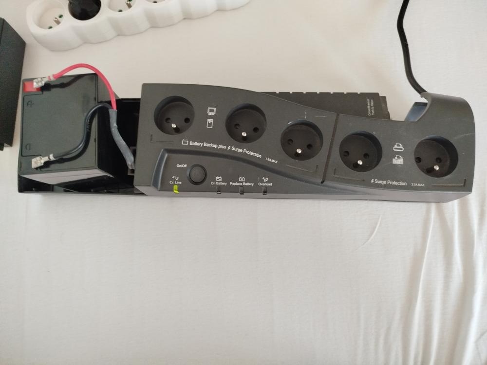 APC CyberFort 350 UPS - 6