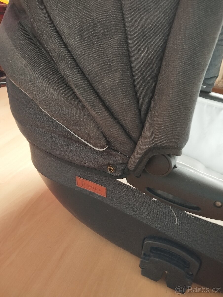 Kočárek Tudore - 6