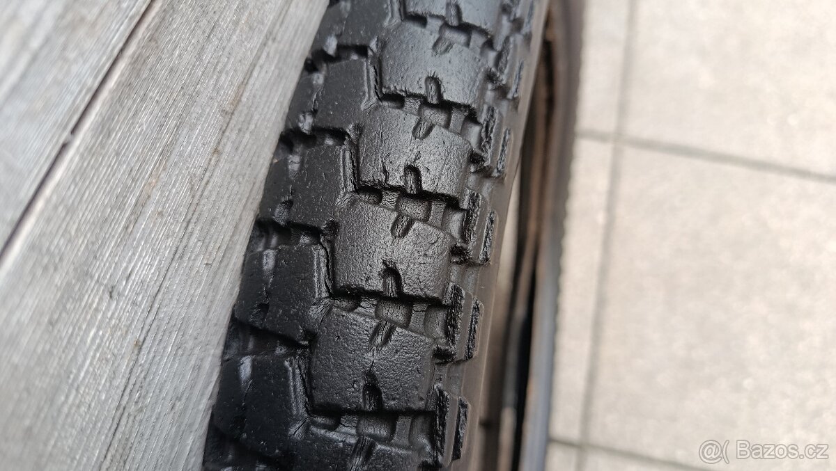 Baťa Polar 2,50-19 original motopneu - 6