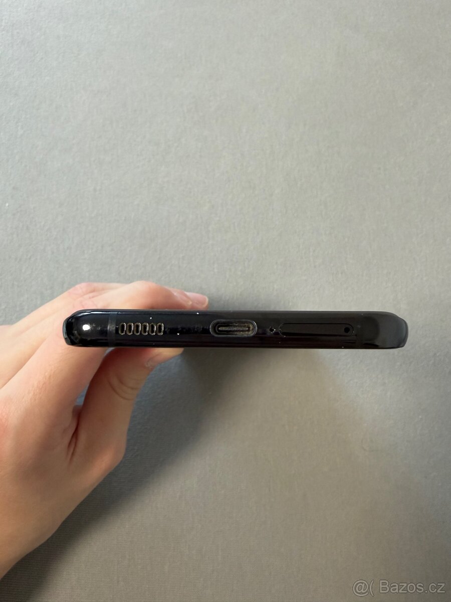 Mobilní telefon Samsung S21 FE - 6
