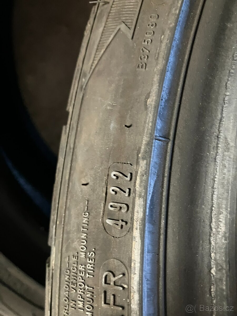 2ks zimní GOODYEAR ULTRAGRIP 245/40R18 - 6