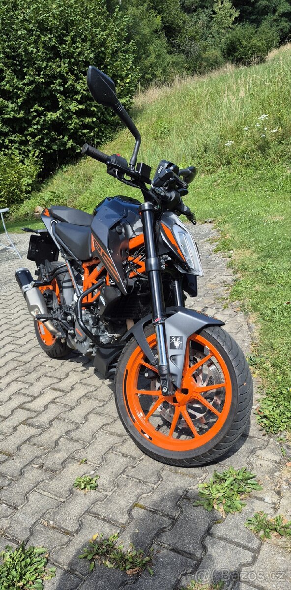 Ktm duke 125 - 6