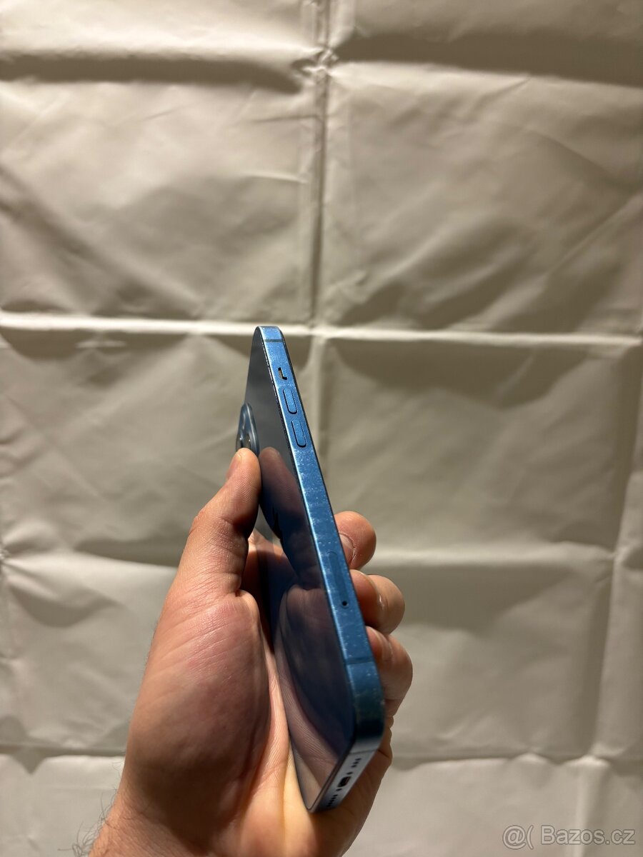 iPhone 13 – 256 GB - 6