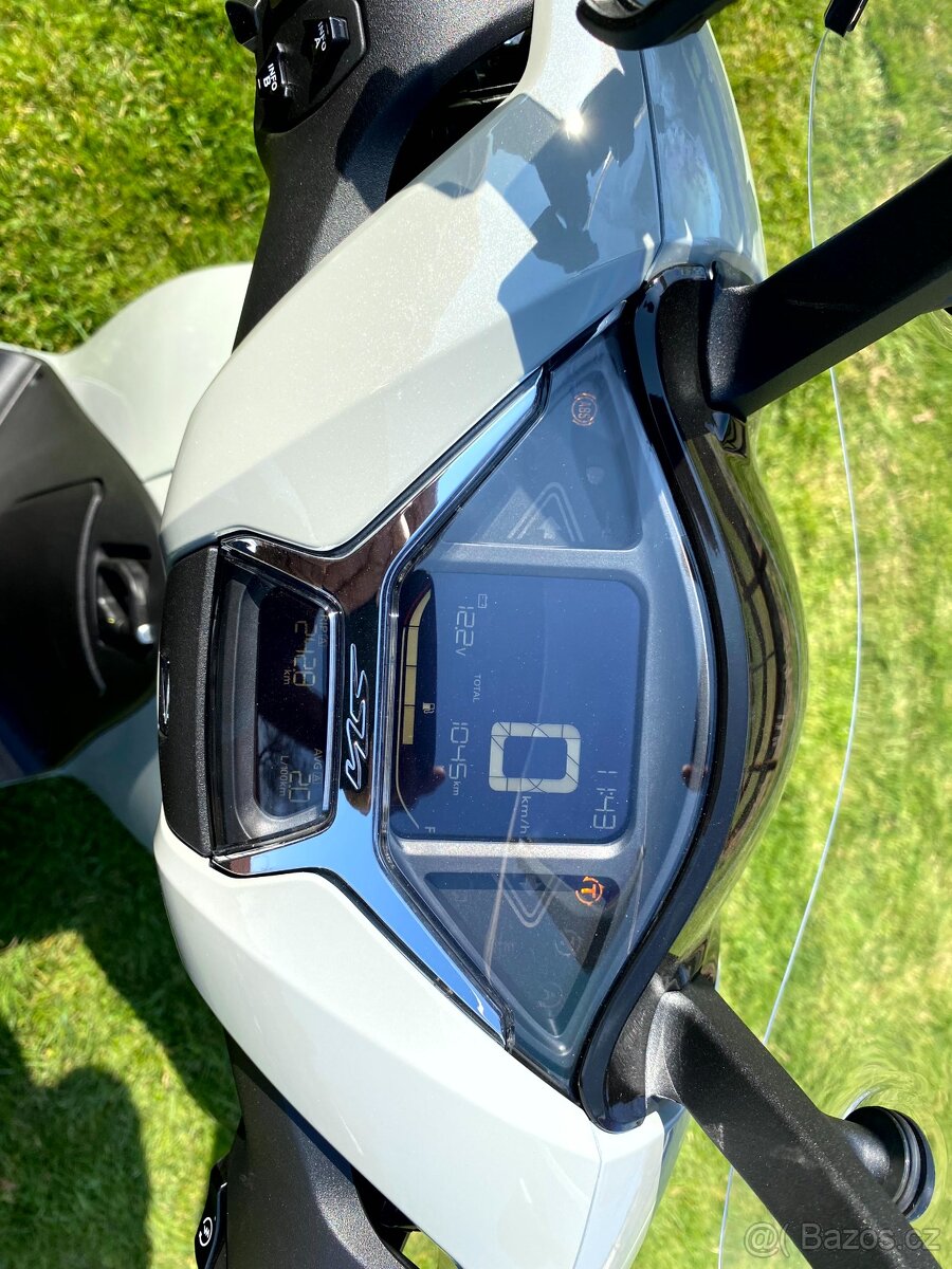 Skútr HONDA 125 SH - 6