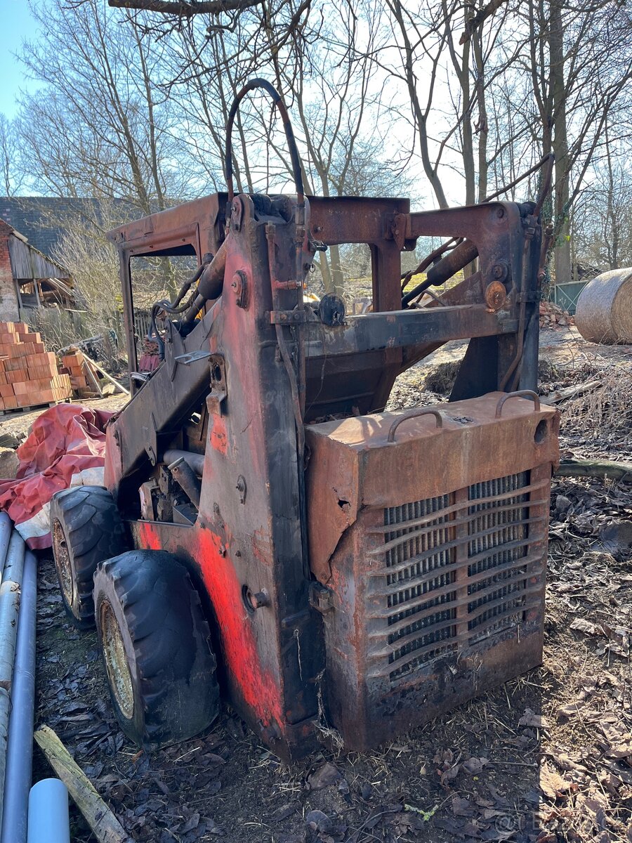 Torzo shořelého UNC - 6