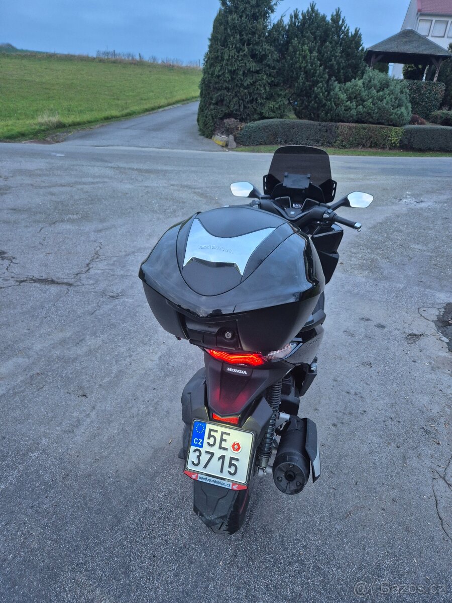 Honda - 6