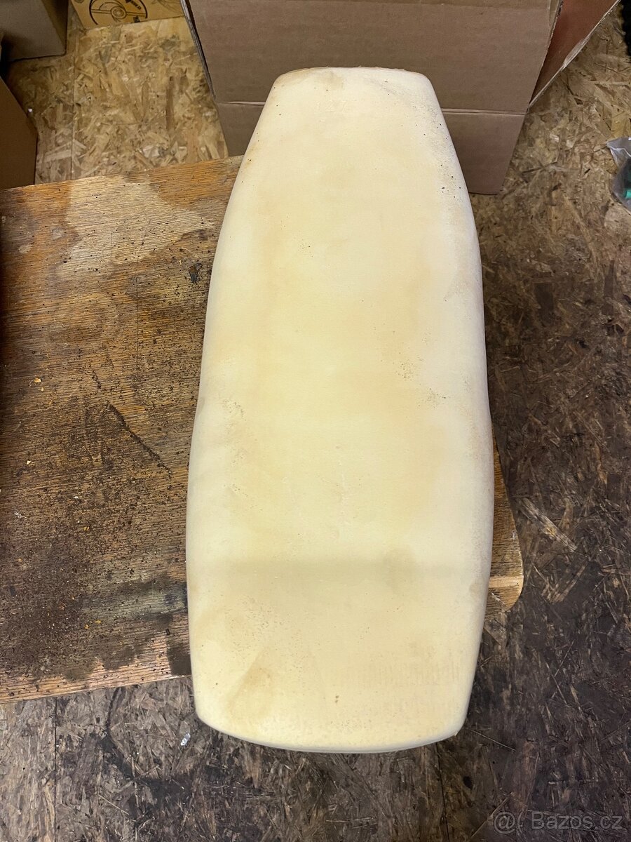 Plech sedla Jawa panel + molitan sedla - 6