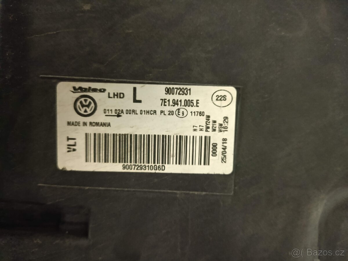 Přední levý halogenový světlomet VW t6 - 6