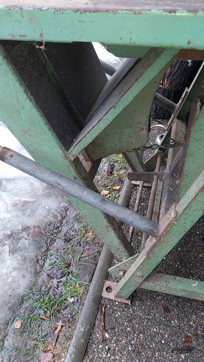 Cirkularka s kolébkou - 6