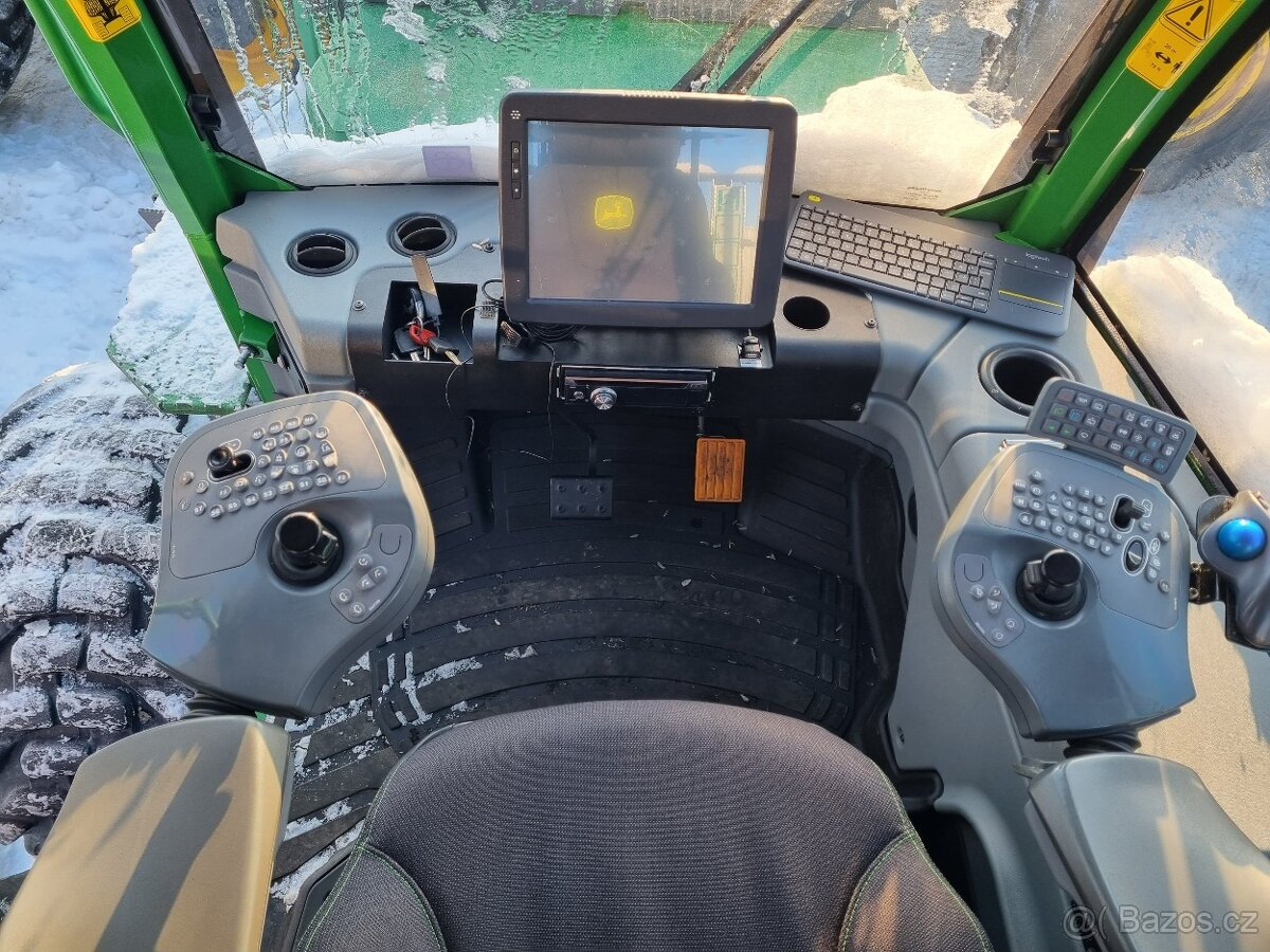 Vyvážecí souprava JOHN DEERE 1010G - 6