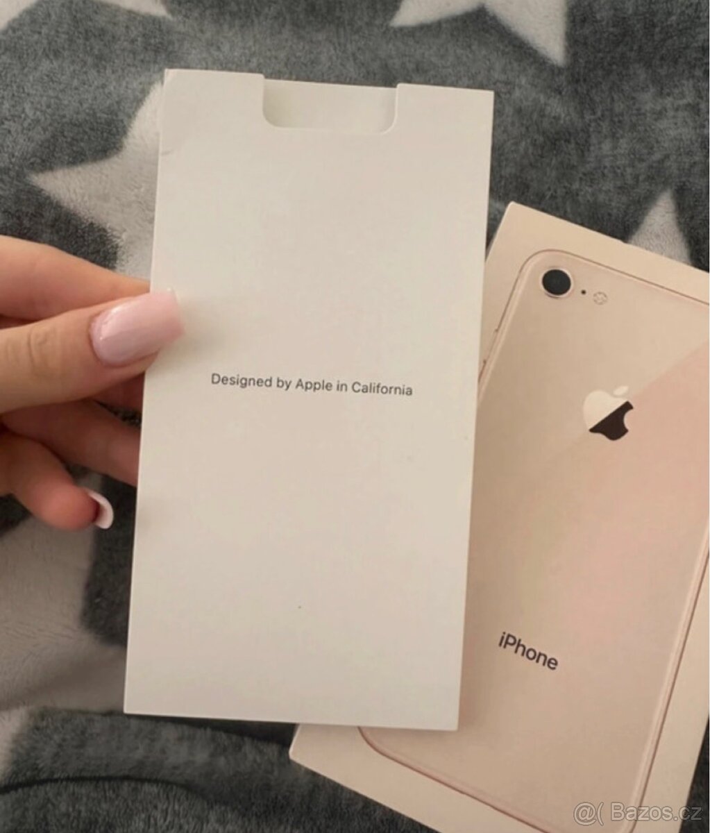 Apple iPhone 8 Rose gold - 6