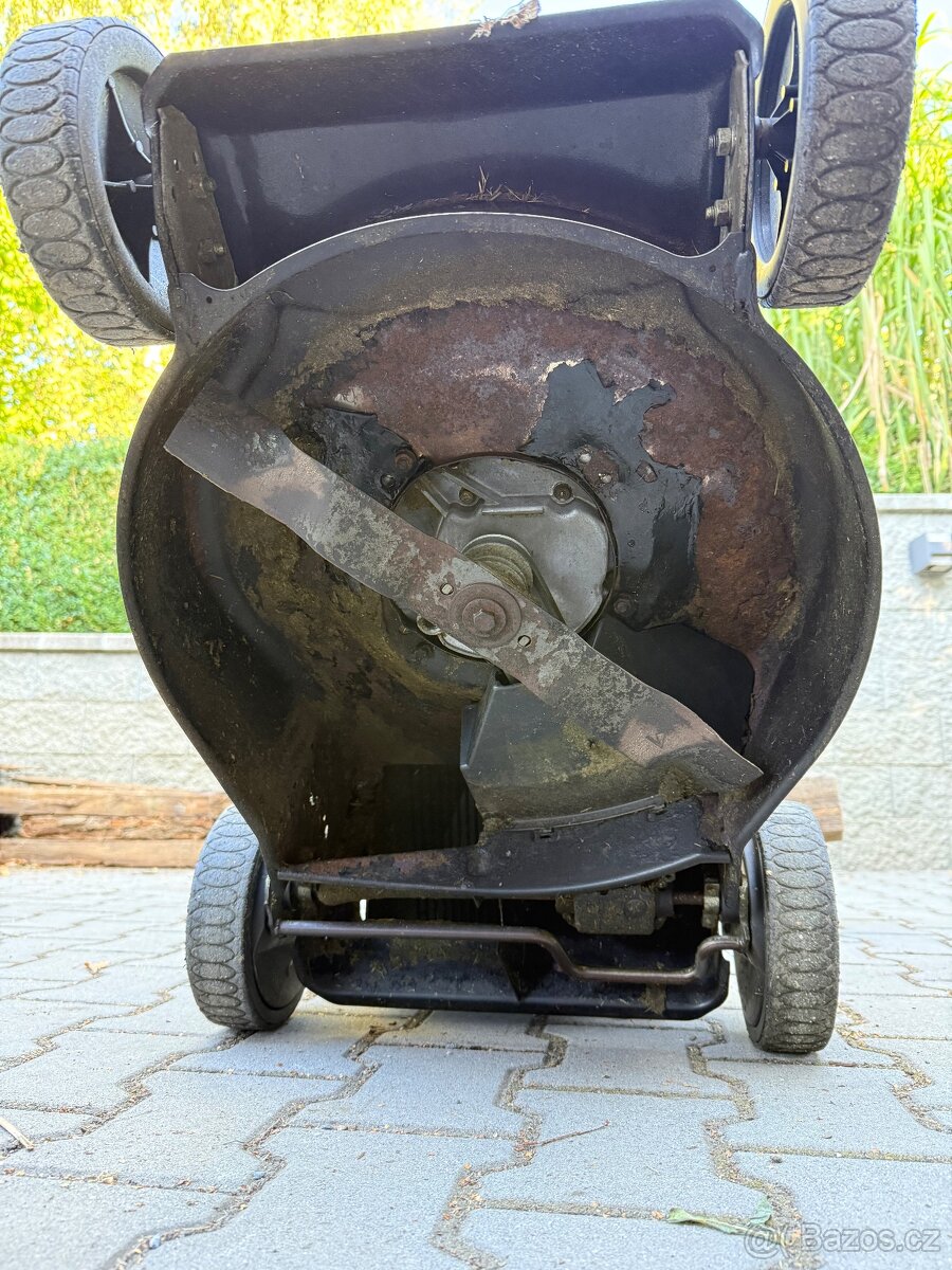 Benzinová sekačka Hurricane HBG 46 R - 6