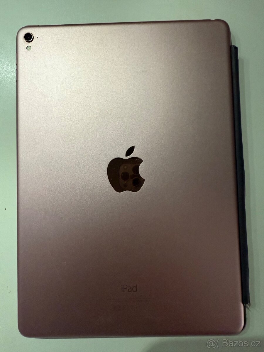 iPad Pro 9,7 paměť 256gb - 6