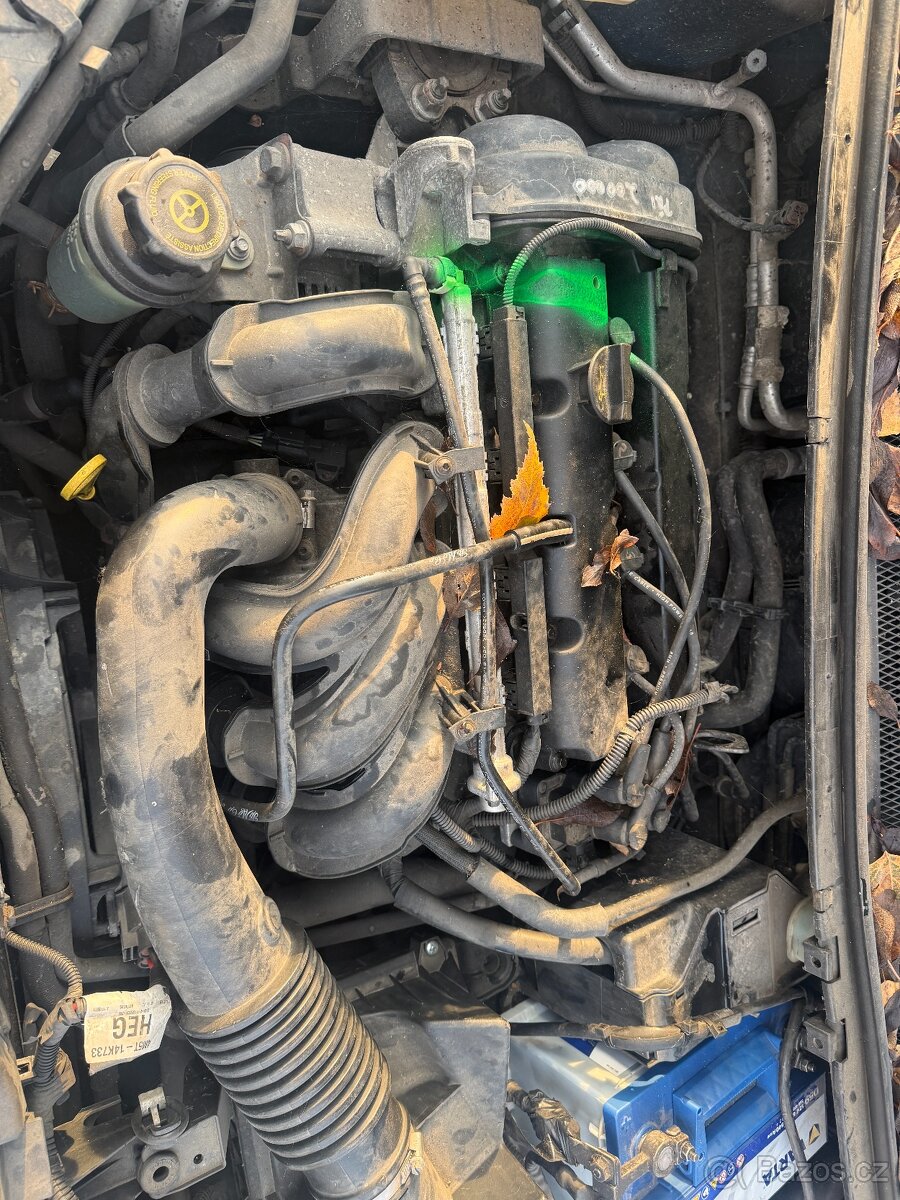 Náhradní díly - Ford Focus 1.6i 74kW r.v. 2005 - 6