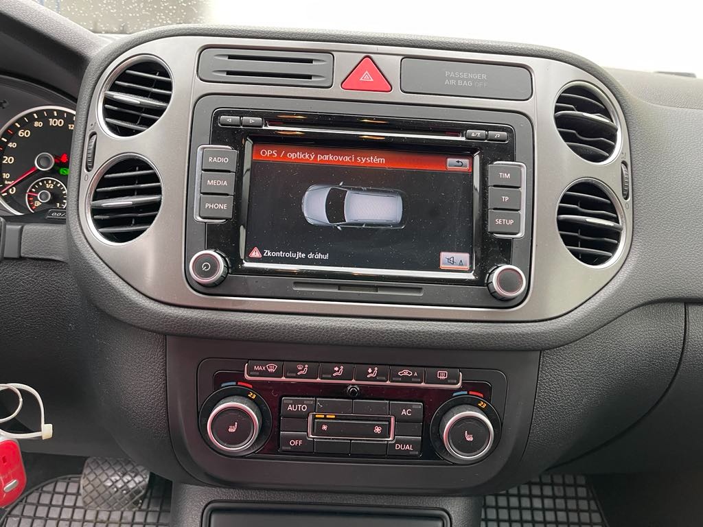 Volkswagen Tiguan 2.0 TDI AUTOMAT 103kW/4x4/ - - 6