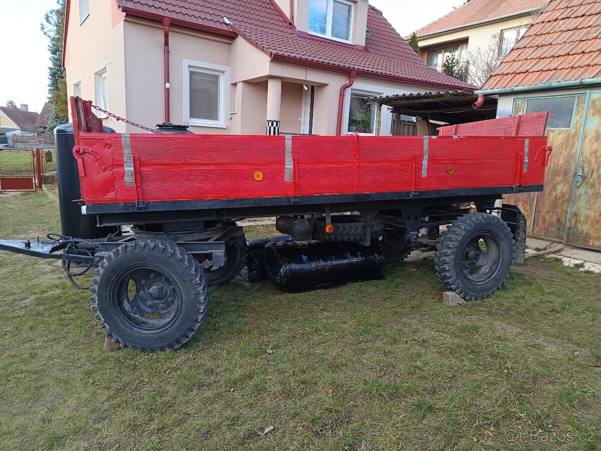 PRODÁM VLEČKU ZA TRAKTOR 5T - 6