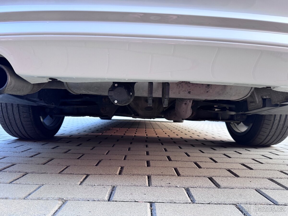 BMW 335d 230kw TOP STAV - 6