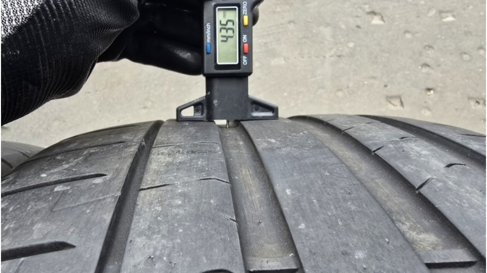 Letní pneu 275/35/19 Pirelli - 6