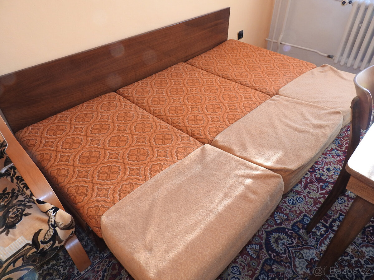 Rozkládací gauč - 6