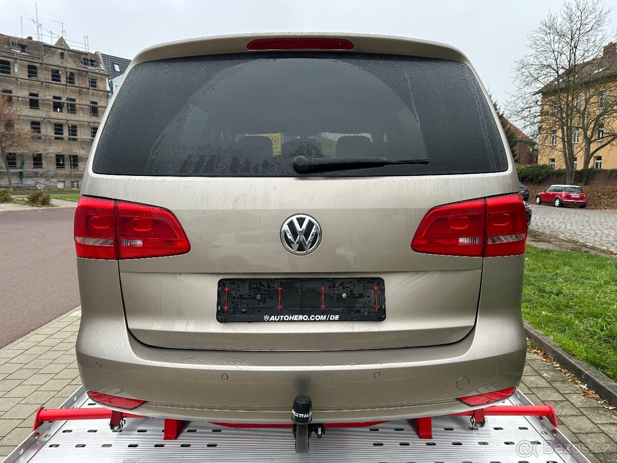 Volkswagen touran 1.2tsi benzín edice CUP model 2015 - 6