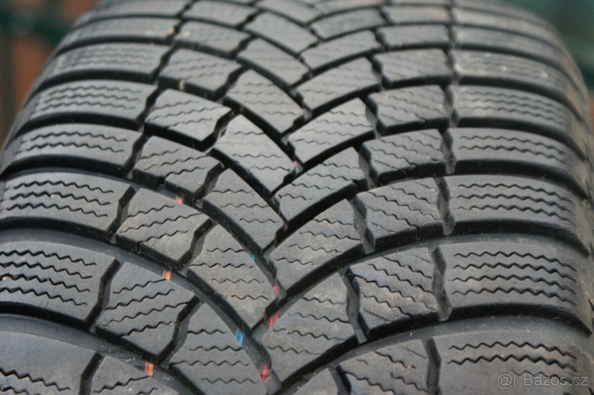 4ks alu cerna Dezent na vozy Peugeot Citroen Ford Volvo R16 - 6