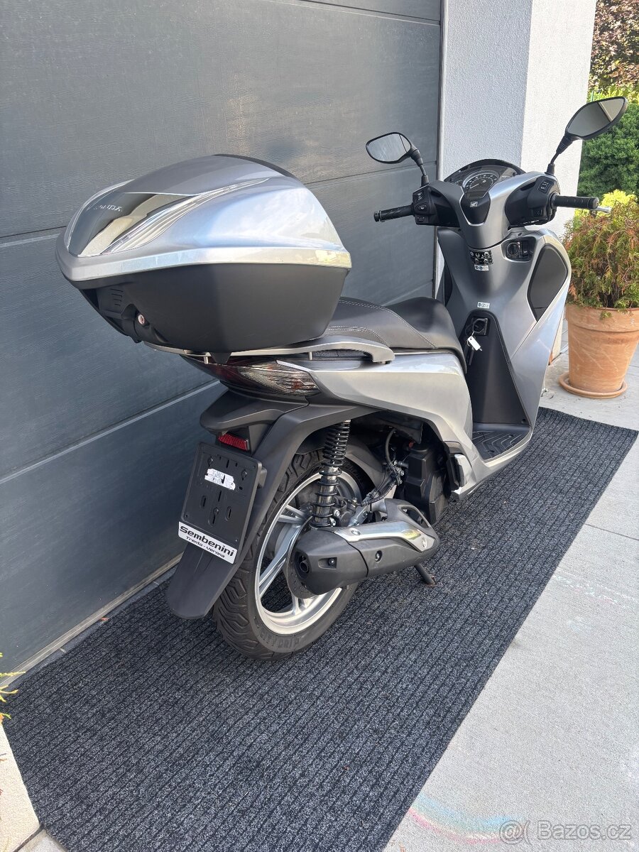 Honda SH 150i ABS - 6