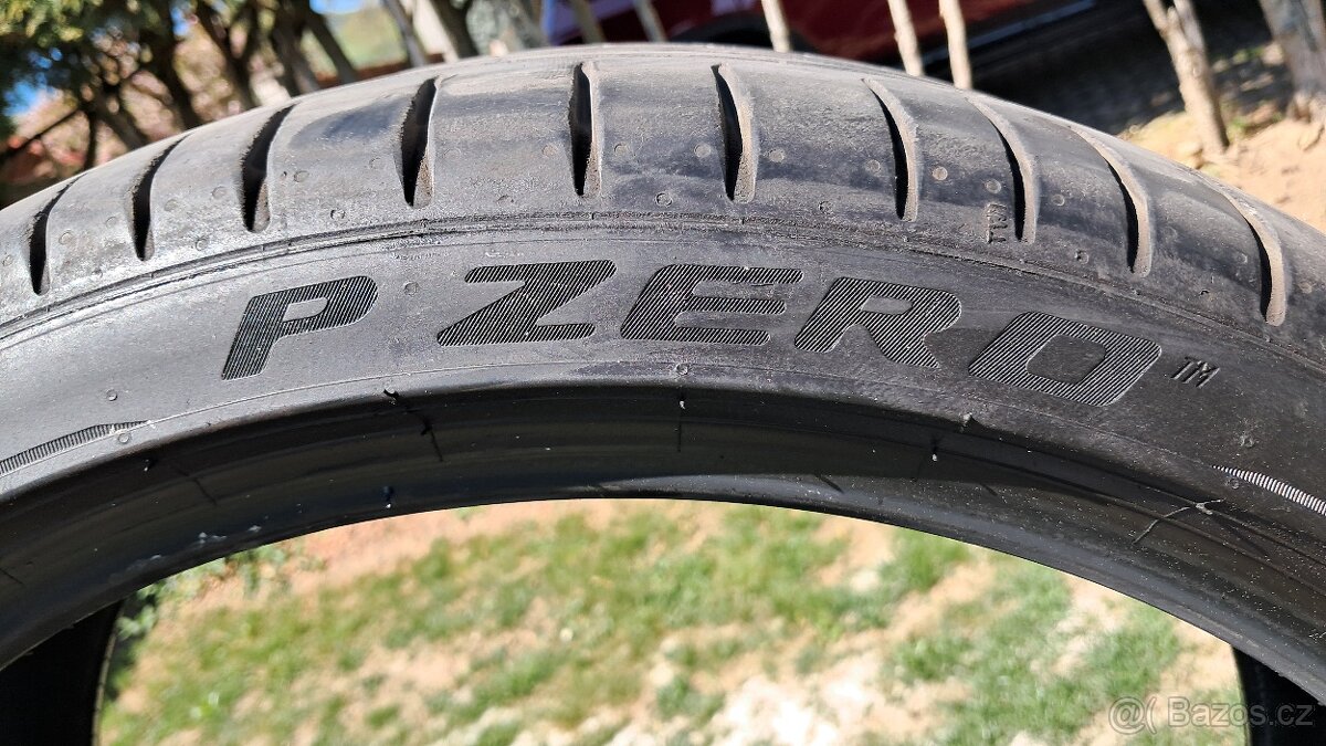 Pirelli P Zero 245/35 R19 - 6