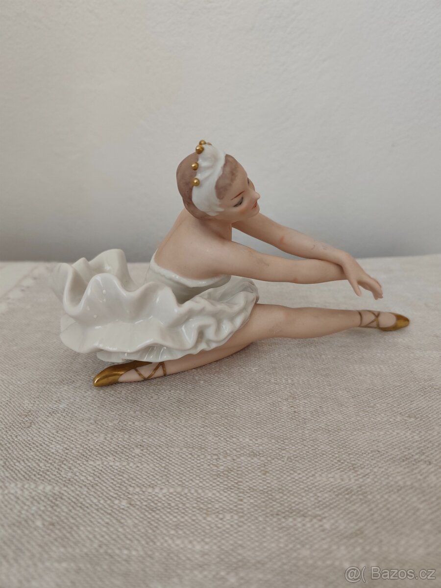 Wallendorf baletka žena porcelánová soška - 6
